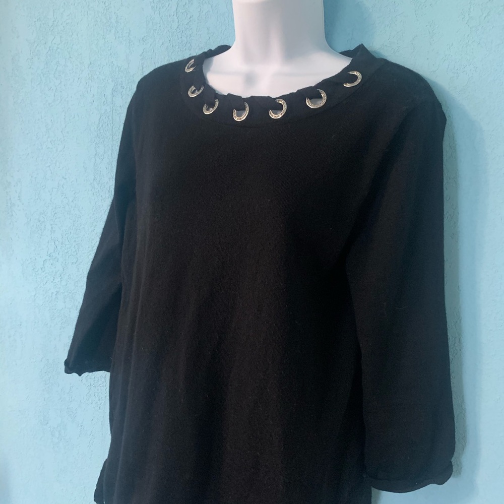 Cable & Gauge Black Sweater - Picture 3 of 7